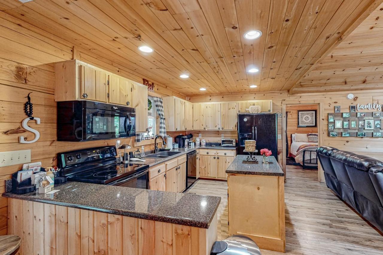 Wild Rose Cabin Lake Lure Exterior photo